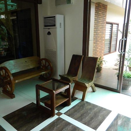 Qanaq Hotel Davao City Eksteriør billede