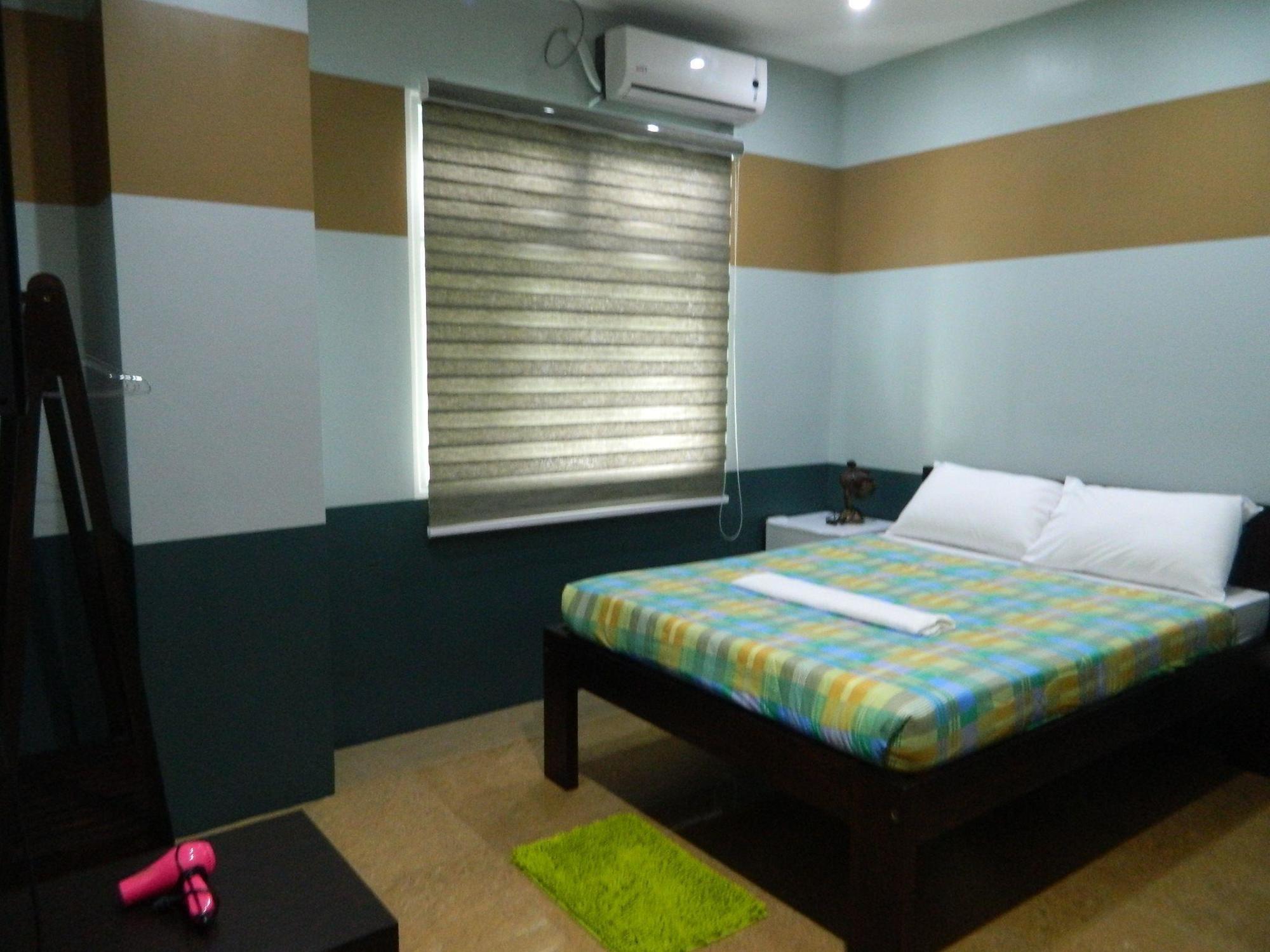 Qanaq Hotel Davao City Eksteriør billede